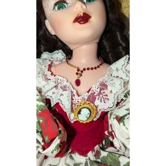 21" Madame Alexander Scarlett O`hara Doll In Rose Picnic Dress With Basket & Hat - Picture 3 of 10